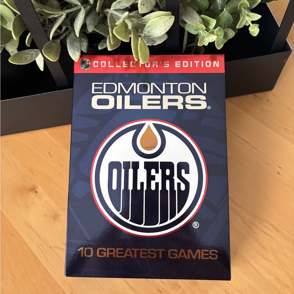 “Edmonton Oilers: 10 Greatest Games” NHL Collector’s Edition 10-Disc Box Set